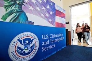 La oficina del Servicio de Ciudadanía e Inmigración de Estados Unidos en Miami (Archivo)