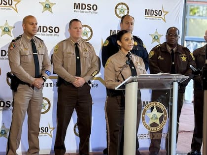 La Oficina del Sheriff de Miami-Dade toma acciones contra las falsas amenazas de bomba en el condado