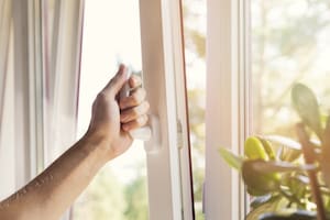 La ola de calor que afecta el país puede enfrentarse generando ambientes frescos en la casa