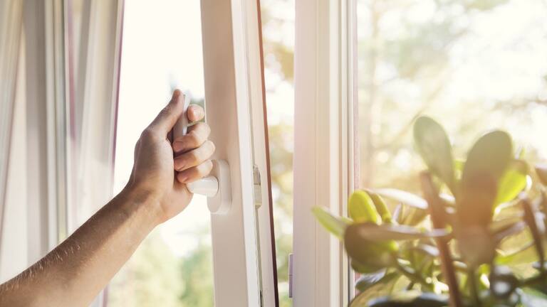Ola de calor: cómo mantener la casa fresca contra las altas temperaturas y sin aire acondicionado