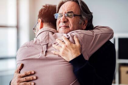 El contacto físico es vital desde que nacemos