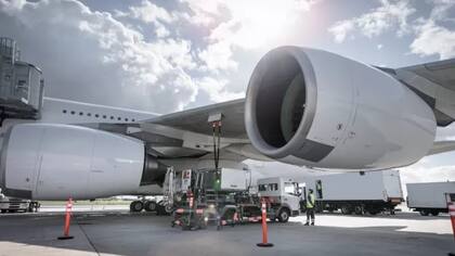 La ONG Transport and Environment señala que los combustibles sintéticos deben ser parte de la solución en sectores donde no hay alternativas viables, como la aviación