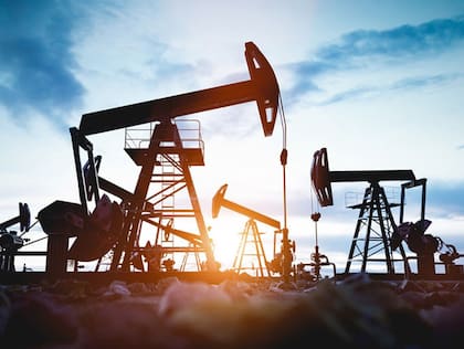 la OPEP informó que Arabia Saudita, Rusia, Iraq, Kuwait, Kazajstán, Argelia y Omán aumentarán sus objetivos de producción en 188.000 barriles diarios