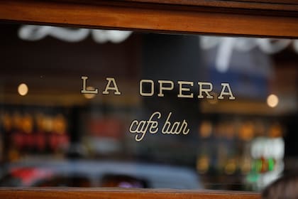 La Ópera reabre hoy sus puertas a las 7 de la mañana