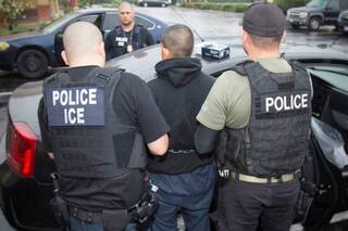 Uscis colaboró con el FBI y el ICE para capturar a un ciudadano de El Salvador: podría enfrentar una pena máxima