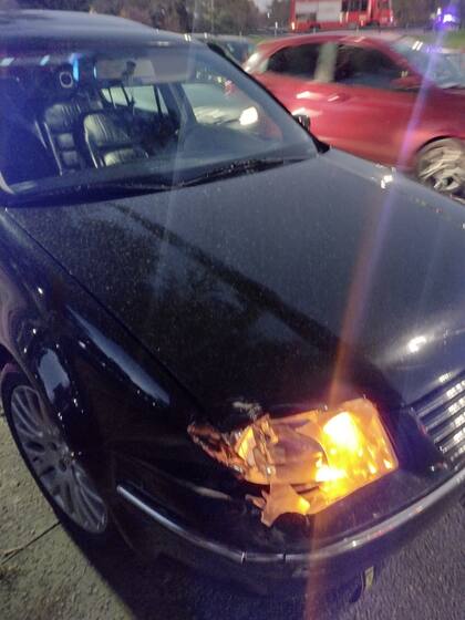 La óptica delantera del Bora quedó prácticamente destruida