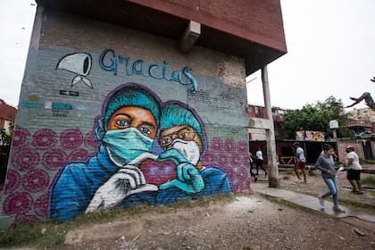 La organización Barrios de Pie asesora sobre la vacunación en el Barrio Ejército de los Andes de Ciudadela