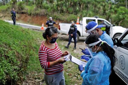 La Organización Mundial de la Salud incluyó a Costa Rica entre los países que están ya en la fase de transmisión comunitaria del brote