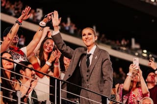 Celine Dion reapareció en un show de Coldplay en Las Vegas, bailó y recibió una ovación de pie