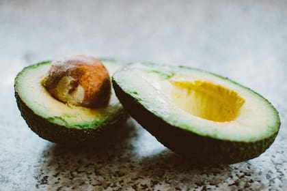 La palta es rica en grasas saludables, por lo que beneficia a la salud cardíaca