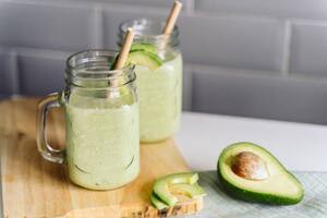 La palta no solo puede disfrutarse en ensaladas, dips y sándwiches, también de una manera muy refrescante (iStock)