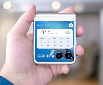La pantalla externa del Motorola Razr+ 2023 podría ocupar toda tapa, con perforaciones para las cámaras