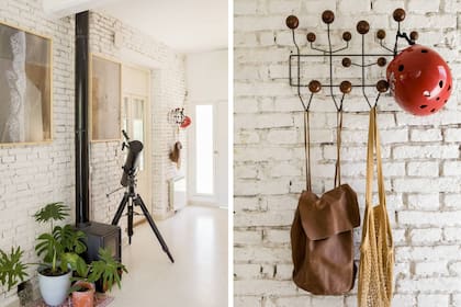 La pared de viejos ladrillos separa el estudio de Bruto, donde cotidianamente trabajan Matías y Cecilia, del resto. En primer plano, dos de sus fotografías.