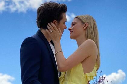 La pareja anunció su compromiso el 11 de julio de 2020