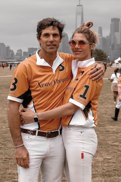 La pareja argentina ganó el encuentro de polo del día. 