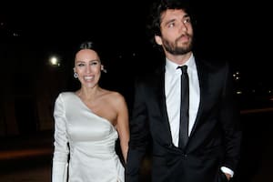 Pampita Ardohain y Mariano Balcarce en su primera salida oficial como pareja