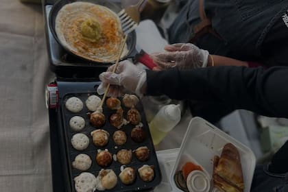 La pareja considera que compartir la gastronomía de su cultura es una forma de fortalecer la identidad y crear lazos con la comunidad local (brooklyncurryproject)