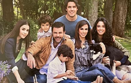 La pareja de artista tiene cinco hijos; dos de ellos ya siguen los pasos de sus padres en el mundo del espectáculo