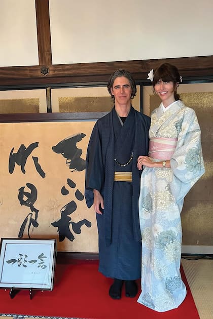 La pareja en
Kioto, durante la
ceremonia del té.