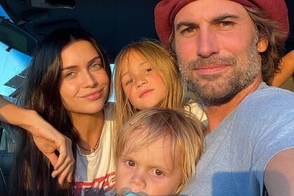 La pareja enfrenta rumores de ruptura (Foto Instagram @zaira.nara)