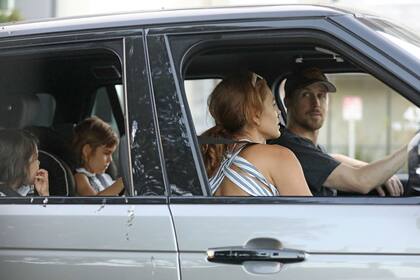 La pareja fue fotografiada hace unos días con sus pequeñas
