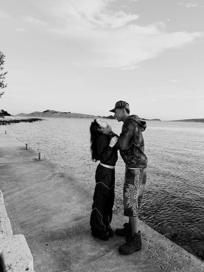 La pareja había oficializado su relación hace apenas dos meses (Foto: Instagram @nicki.nicole)