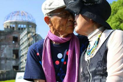 La pareja japonesa protagonista de esta historia de amor en Hiroshima