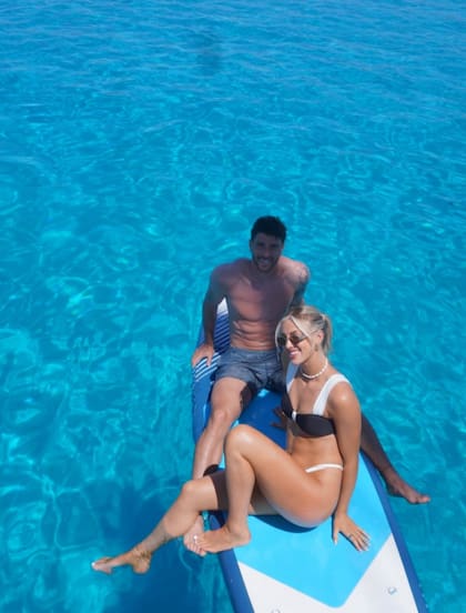 La pareja muestra su vida de lujo en las redes sociales (Foto: @marcosenesi)