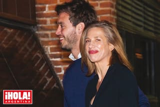 La cámara de ¡HOLA! Argentina la sorprendió muy sonriente junto al nuevo dueño de su corazón