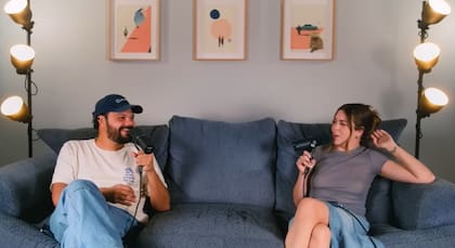La pareja prevé mantener su constancia para publicar sus sketches y episodios del podcast