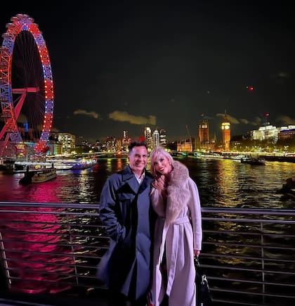 La pareja recorrió Londres (Foto: Instagram @cristiancastro)