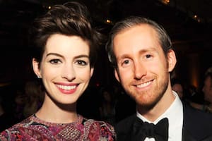 La descabellada teoría que vincula al esposo de Anne Hathaway con William Shakespeare