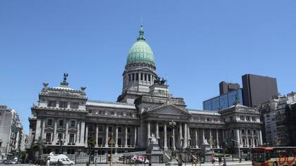 Una grieta peronista en el Congreso protege los decretos del Poder Ejecutivo