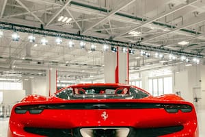 El desafío de Ferrari para construir su primer auto eléctrico y ser fiel a sus fanáticos