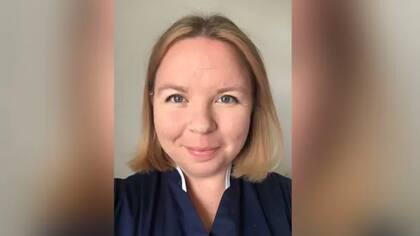 La partera Winnie a menudo ve a mujeres que están siendo presionadas para abortar