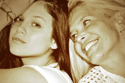 La participación de Barbie Vélez durante la gira estaba en duda, pero finalmente la hija de Nazarena decidió aceptar