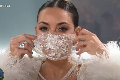 La participante del Cantando 2020 mostró su barbijo de diseñador