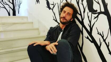 La particular historia de Luciano Cáceres: "Mis papás me hicieron arriba de un escenario"