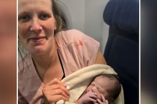 Subió al avión embarazada, sufrió contracciones y tuvo a su bebé en pleno vuelo