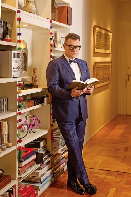 “La pasé muy mal y a los 16
ya no quería vivir. Llamé yo
mismo a una psicóloga que
habló con mamá y decidimos
que lo mejor era que me
viniera a Buenos Aires a buscar
una luna que me iluminara
como yo necesitaba”