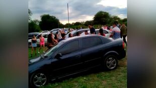 La pelea en Villa de Soto fue captada por algunos celulares (Imagen de El Doce.Tv)