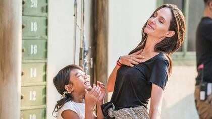 La película de Angelina Jolie, First they killed my father, competirá por Cambodia