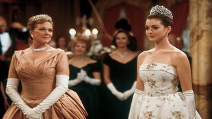 La película hizo a Anne Hathaway conocida en todo el mundo y marcó la vuelta al cine de la gran Julie Andrews.