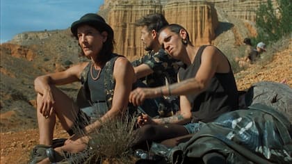 La película se filmó en escenarios naturales de Marruecos con la participación mayoritaria de actores no profesionales