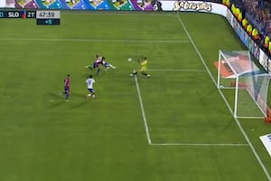 El atajadón de Gill con la cara para evitar la victoria de Vélez y la racha que potencia a San Lorenzo