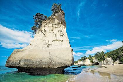 La península de Coromandel forma parte de la región de Waikato y se extiende por 85 kilómetros