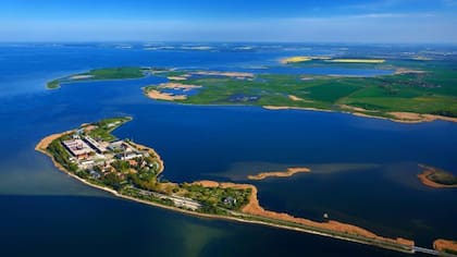 La pequeña isla conocida como el alcatraz de los virus