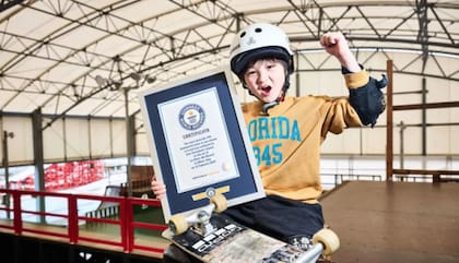 La pequeña japonesa es un prodigio arriba del skate