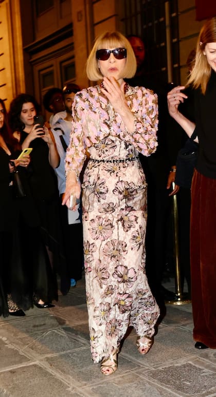 La periodista británica y editora jefe de Vogue, Anna Wintour, fue junto con Gigi Hadid una de las anfitrionas de la fiesta posterior del Vogue World
