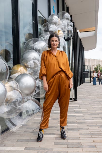 La periodista y estilista Carina Michelli, desde hace poco, también dueña de su propio local deco en San Isidro.